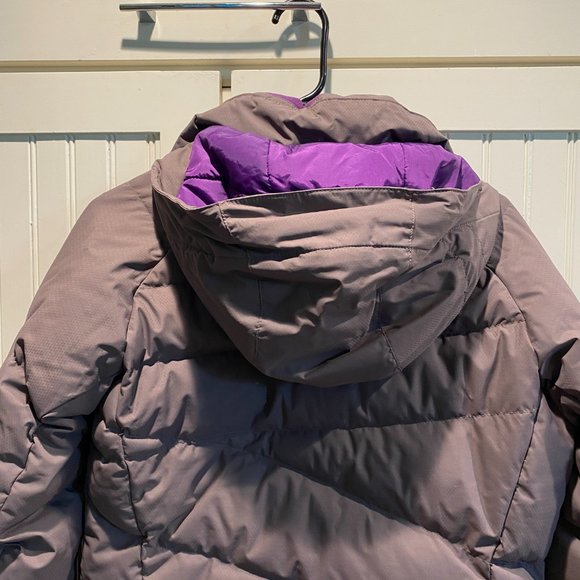 The North Face 550 Down Jacket - Size Small - Picture 10 of 14